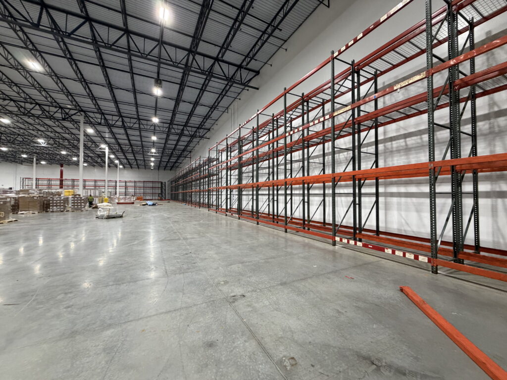 Jacksonville Florida Rack Install & Dismantle by Worldwide Rack Solutions. Project included dismantle 600 bays of selective rack and install 120 bays of new rack.